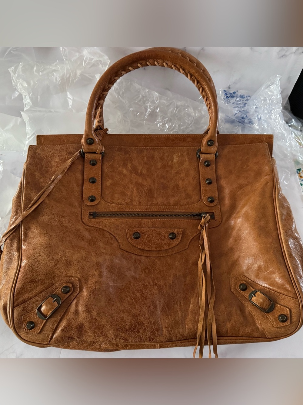 Pristine Balenciaga Women’s Camel chevre Leather City Shopper Tote 15x11x6